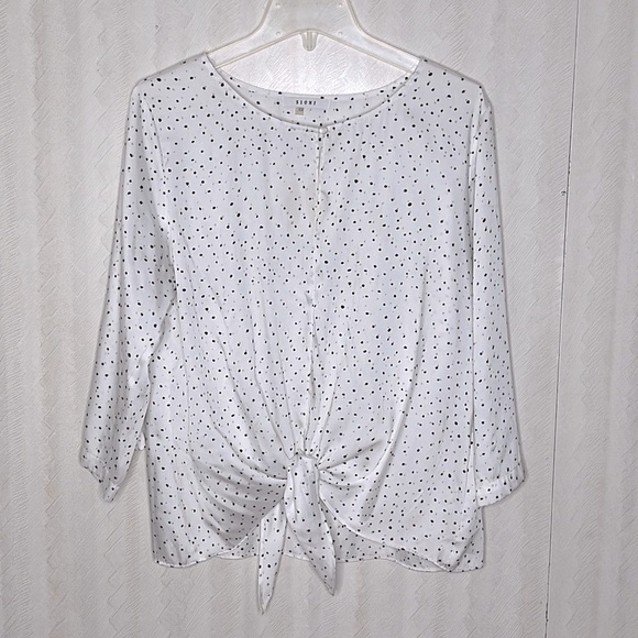 Sioni White Blouse with Black Dots - Picture 2 of 4